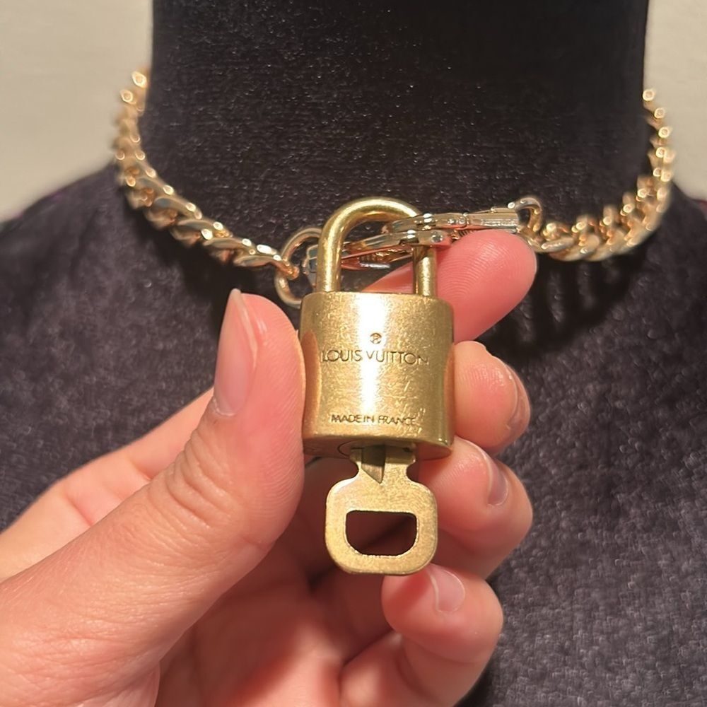 Louis Vuitton #317 padlock and Key Brass Gold chain